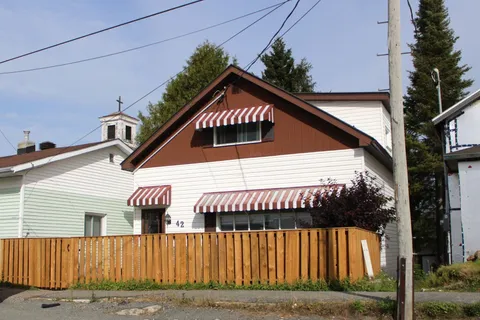 42 Kirkpatrick Street, ON P2N 2G9