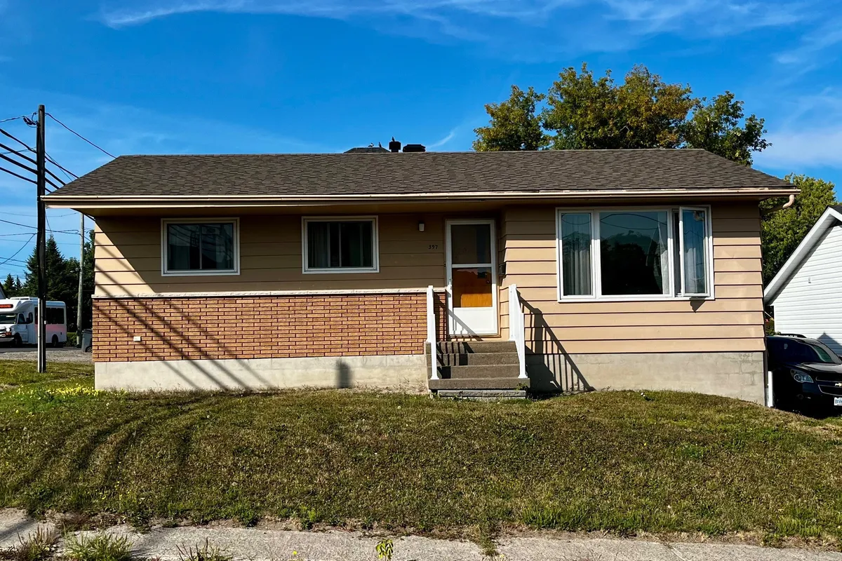 397 Russell Street, ON P0J 1K0