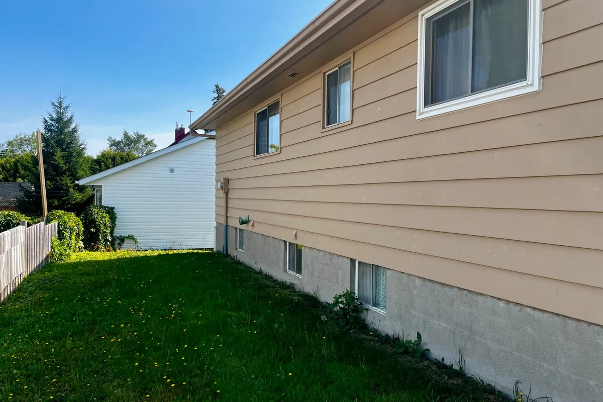 397 Russell Street, ON P0J 1K0