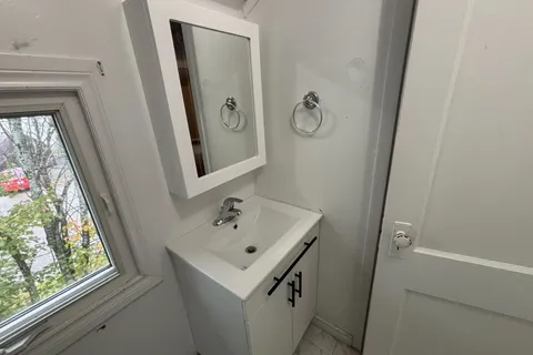 58 Second Street, ON P2N 1R5