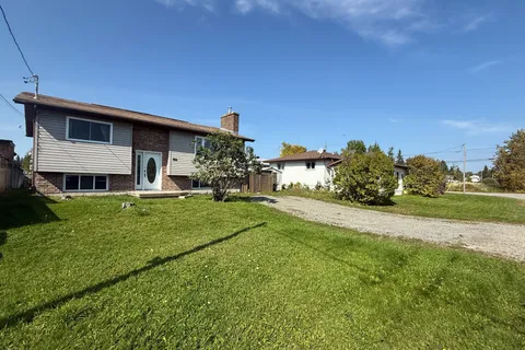 104 Ruth Street, ON P0N 1C0