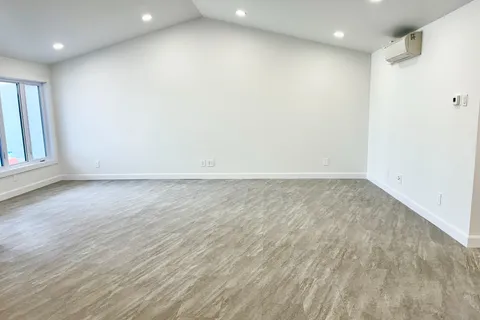 24 Golf Street, ON P5N 3J6