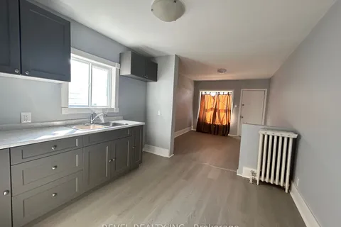 220-222 Sixth Avenue, ON P4N 5M8