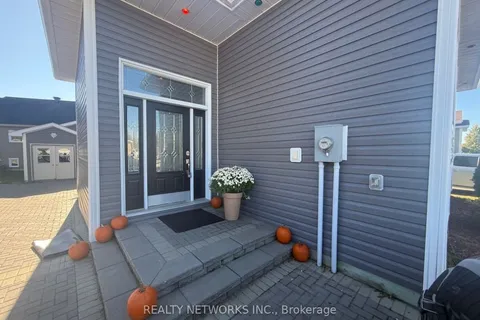 127 Jv Bonhomme Boulevard, ON P4P 1A2