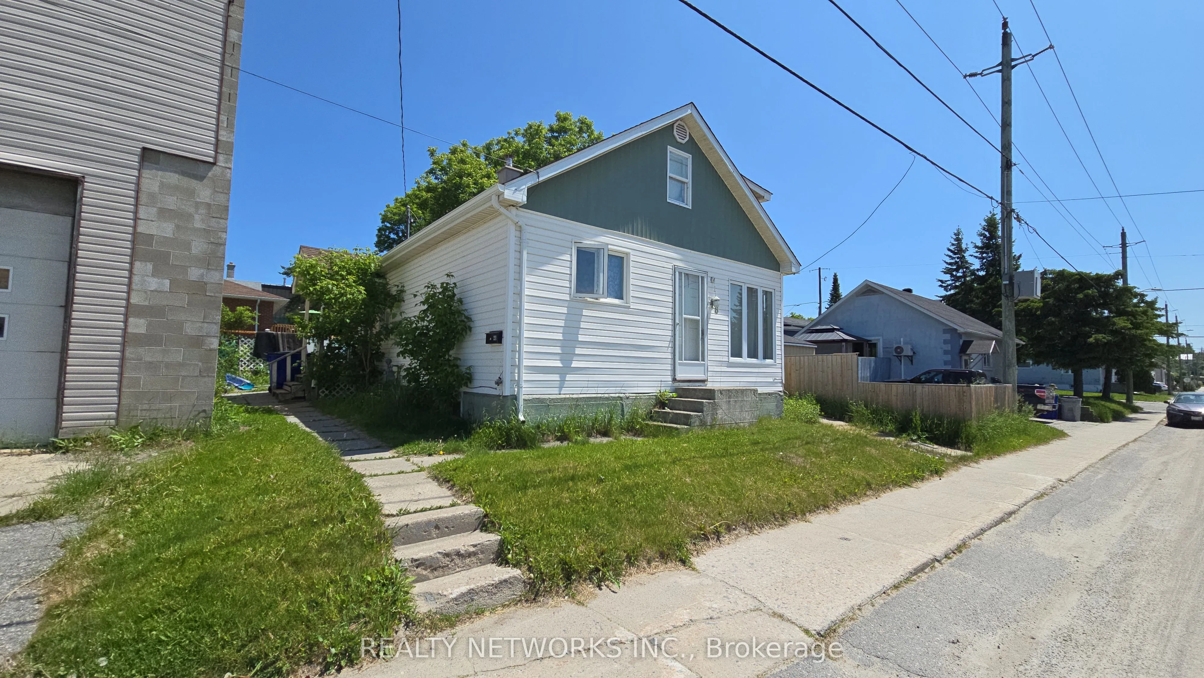 48 Cameron Street, ON N2H 3A3