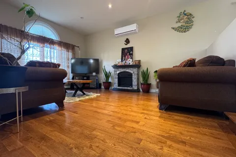 55 Brian Romain Drive, ON P4P 0A3