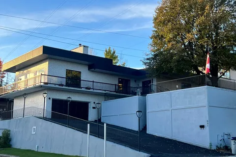 651 Cedar Street, ON P4N 7Y5