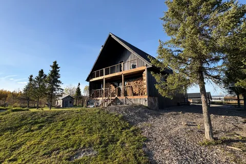 680 Peltola Road, ON P0L 1C0