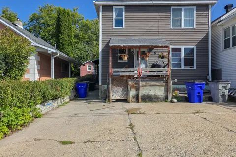 262 - 264 Tamarack Street, ON P4N 6R2