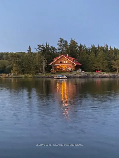 1 Weekes Island, ON P0J 1H0