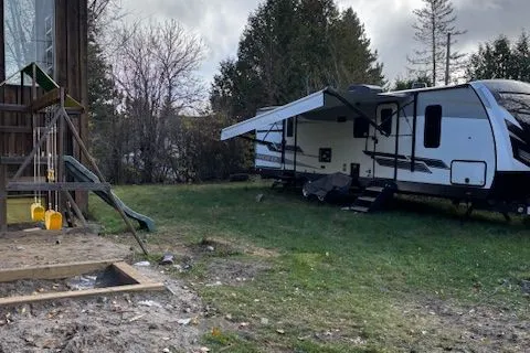 63 Riverside Drive, ON P0K 1T0