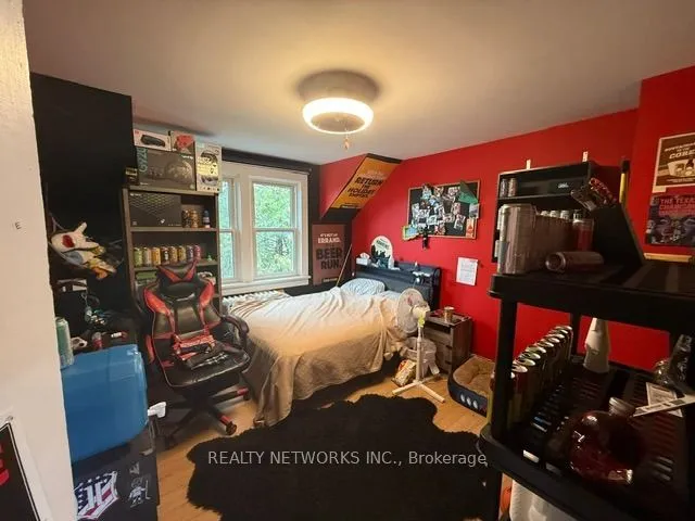 403 James Avenue, ON P4N 5T1