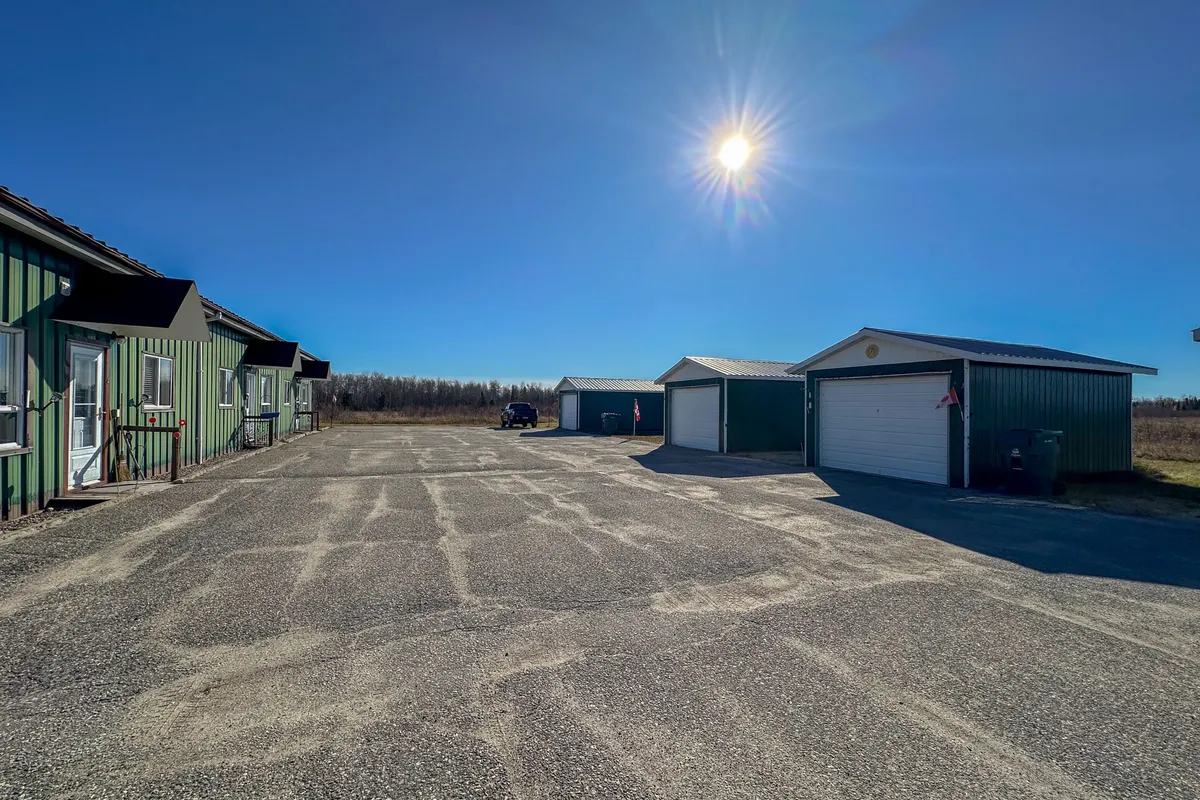 727 Ambridge Drive, ON P0K 1G0