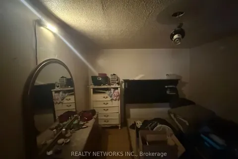 118 Wende Avenue, ON P4N 3E4