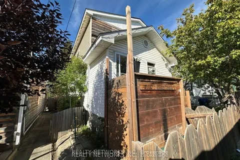 111 Croatia Avenue, ON P0N 1G0