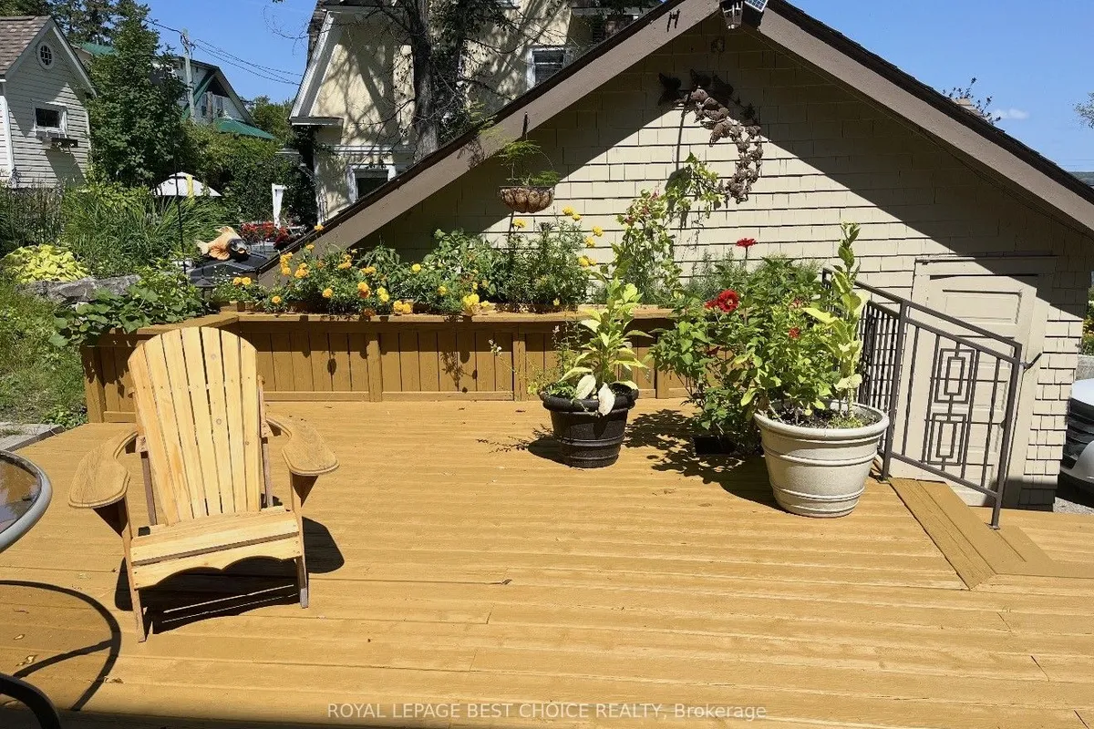 646 Lakeshore Road, ON P0J 1K0