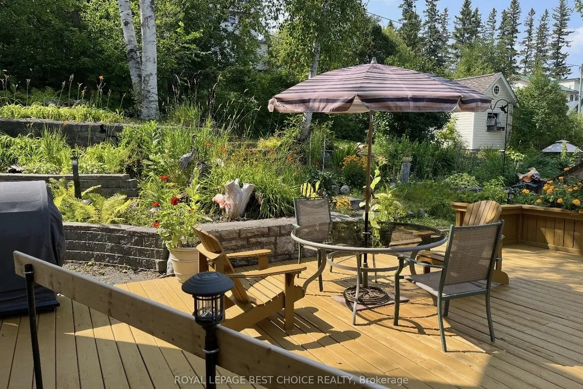 646 Lakeshore Road, ON P0J 1K0