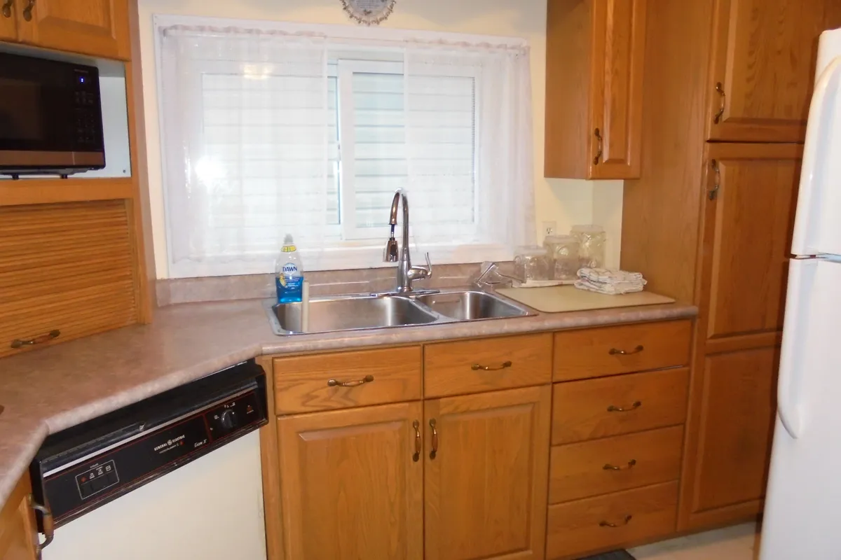 5 Baron Street, ON P2N 2Y1