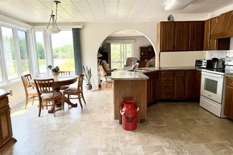 298 Highway 11, Fauquier-Strickland, ON P0L 1G0