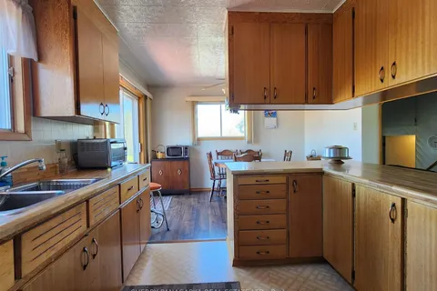 5775 Hwy 11, Timiskaming Remote Area, ON P0K 1V0