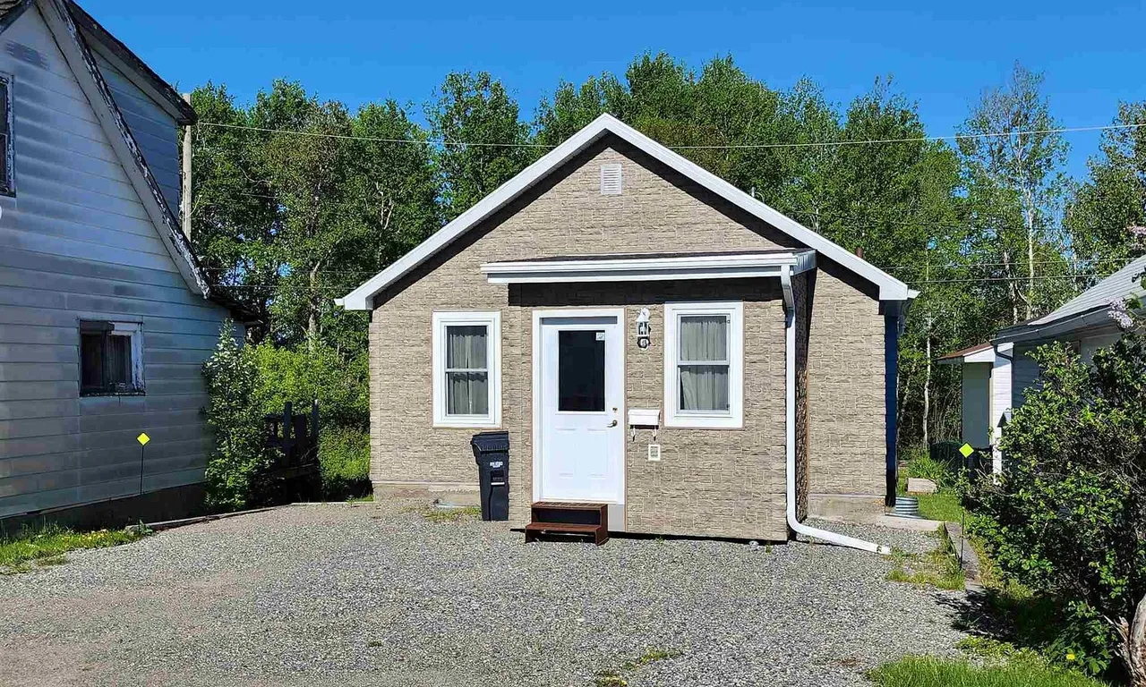 9 Foss Lane, Kirkland Lake, ON P2N 1L7