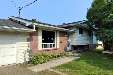 165 Carter Blvd, Temiskaming Shores, ON P0J 1R0