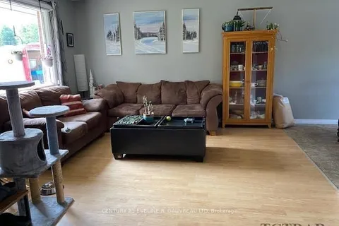165 Carter Blvd, Temiskaming Shores, ON P0J 1R0