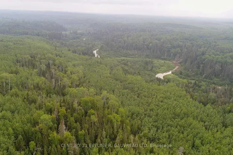 SHalf L Con 3, ON P0J 1H0