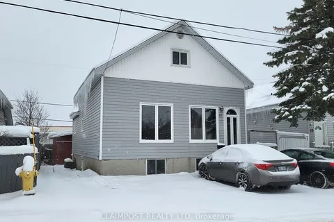 17 Borden Ave, Timmins, ON P4N 4E6
