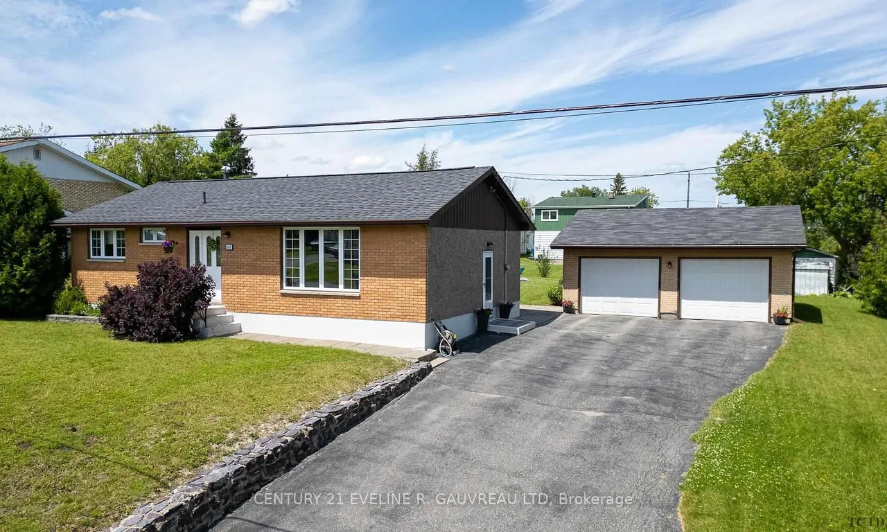 347 Little St, Temiskaming Shores, ON P0J 1K0