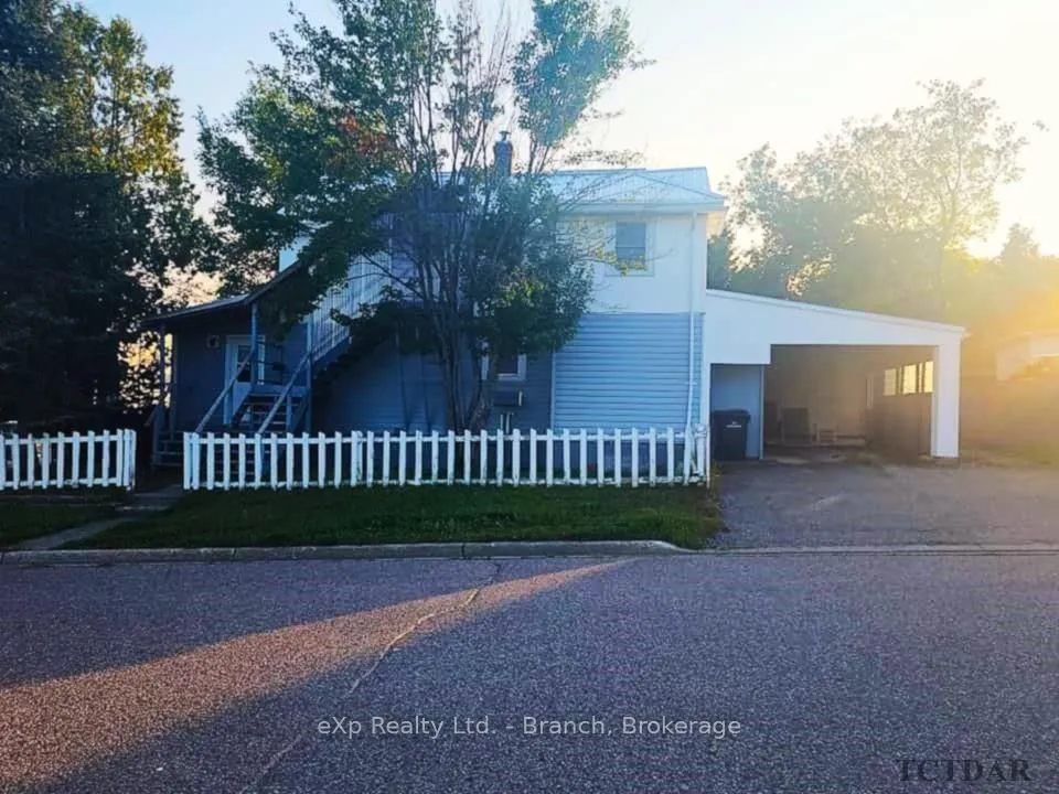 58 Second St, Kirkland Lake, ON P2N 1R5