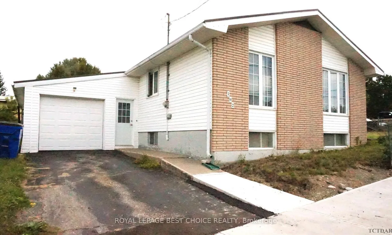 102 Lang St, Cobalt, ON P0J 1C0