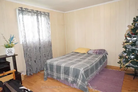 102 Lang St, Cobalt, ON P0J 1C0