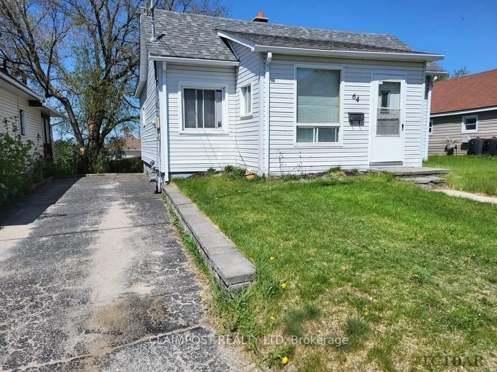 64 Middleton Ave, Timmins, ON P4N 2Z7