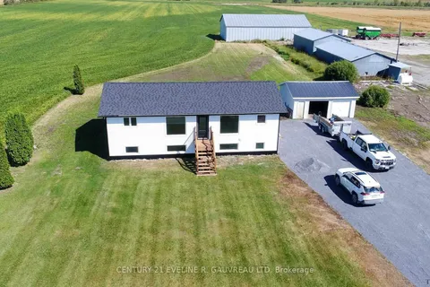 245147 569, Evanturel, ON P0J 1H0