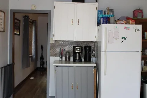 18 Main St, Kirkland Lake, ON P2N 2C9