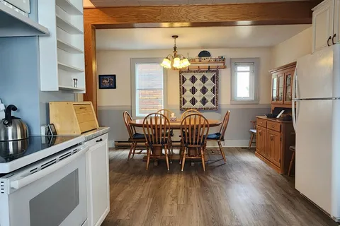 62 Woods St, Kirkland Lake, ON P2N 3B9