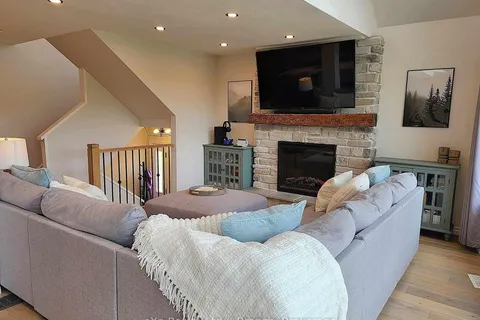 55 Lakeshore Ave, Charlton and Dack, ON P0J 1B0