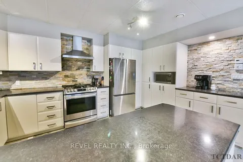 1570 Gold Mine Rd, Timmins, ON P4N 7C2