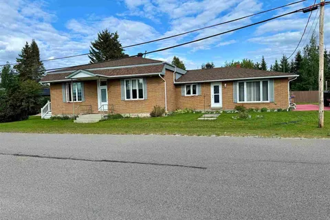21 Jacques Ave, Fauquier-Strickland, ON P0L 1G0