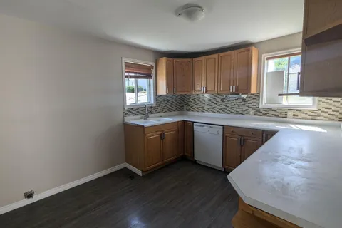 2 Aura Lake St, Timmins, ON P0N 1G0