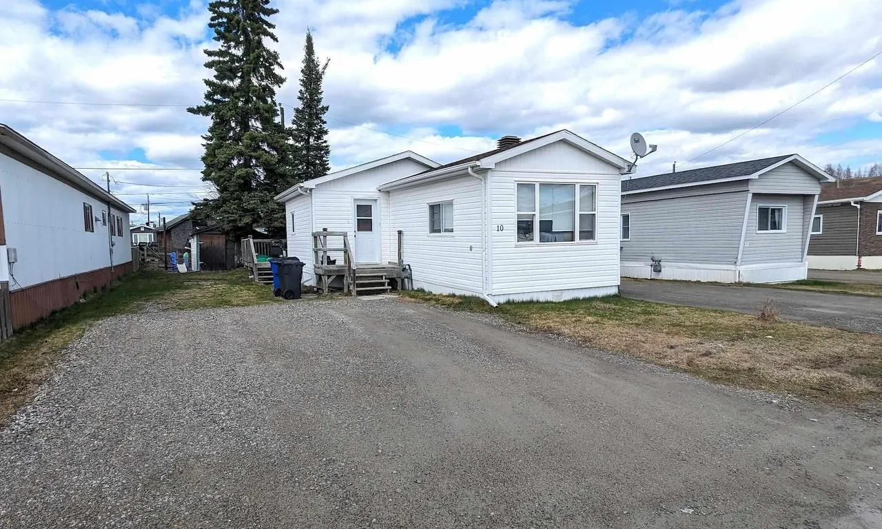 10 Michael Ave, Timmins, ON P4N 0C8
