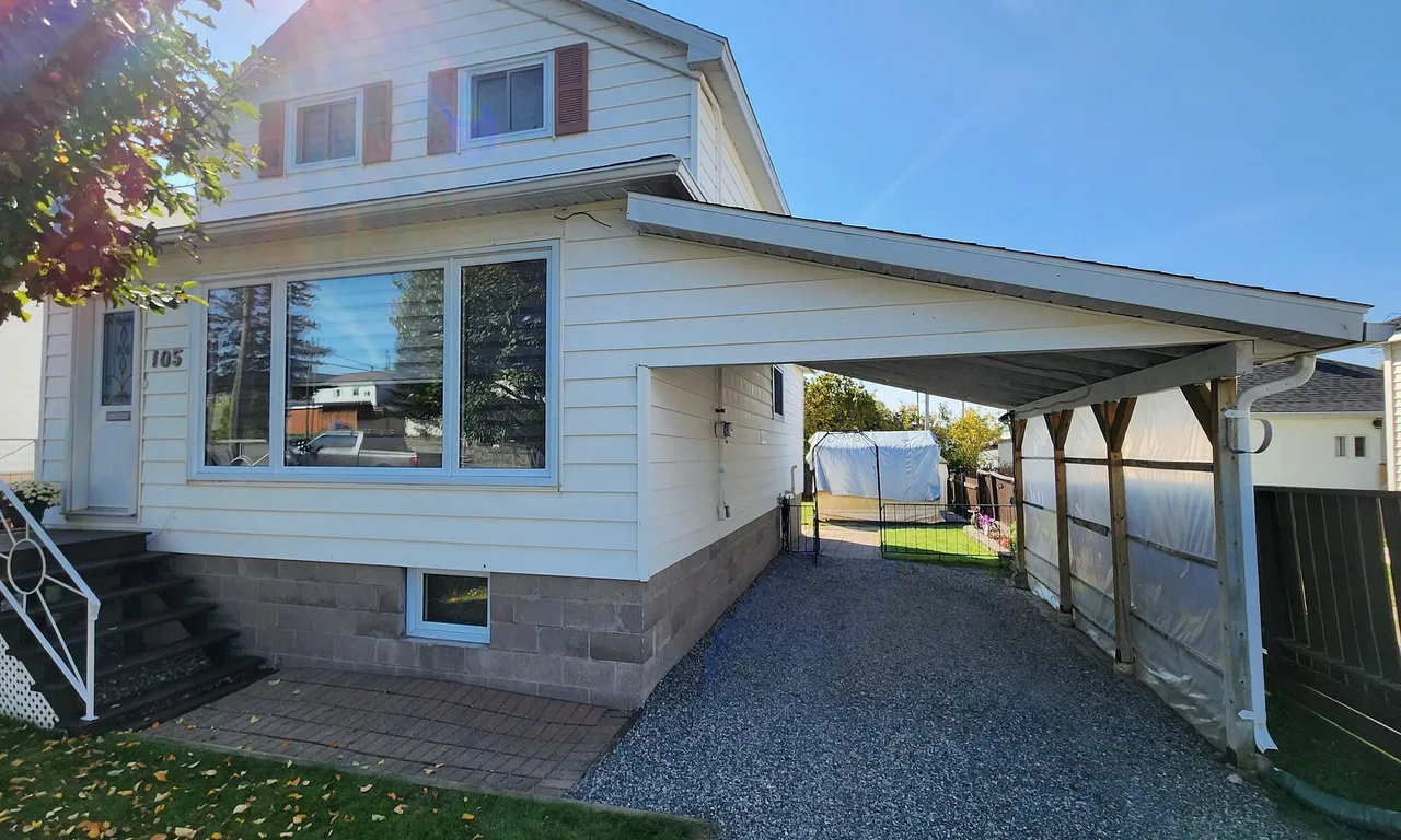 105 Taylor Ave, Kirkland Lake, ON P2N 2L8