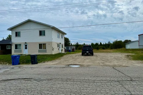 26 Gurney Rd, Kapuskasing, ON P5N 2S5
