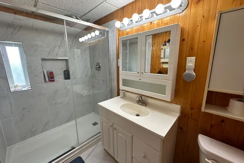 105 Fourth St, Kirkland Lake, ON P2N 1T3