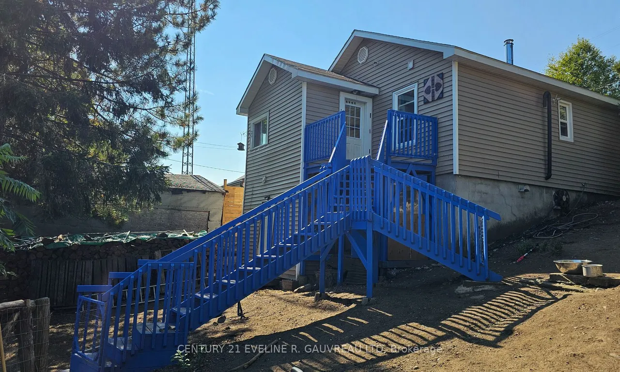 63 Silver St, Cobalt, ON P0J 1C0