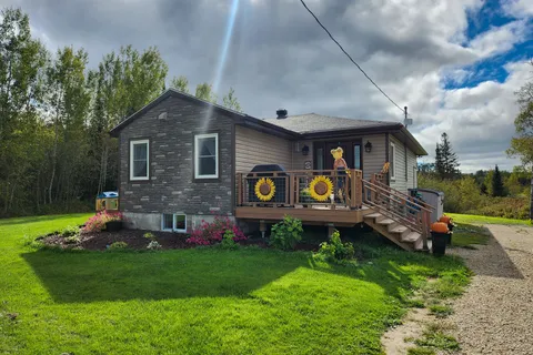 408034 Chamberlain Rd 2, Chamberlain, ON P0J 1H0