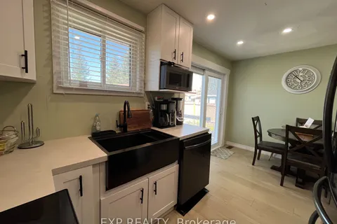 206 Ottolen St, Timmins, ON P0N 1C0