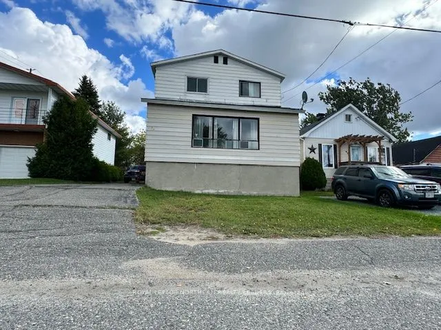 464 Cedar St, Timmins, ON P4N 2J1