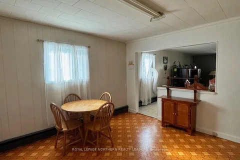 464 Cedar St, Timmins, ON P4N 2J1